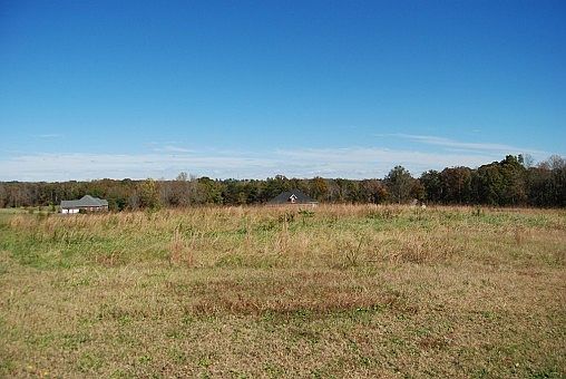 2nd image of 421 Whispering Ridge Trl
