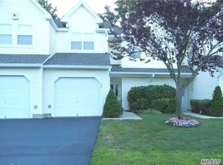 201 Erik Dr, East Setauket, NY 11733