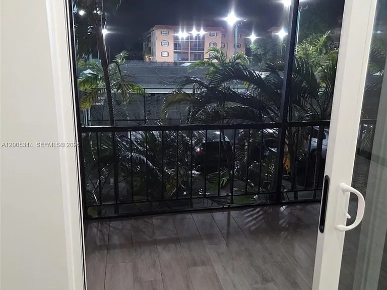 660 Tennis Club Dr #201 — Photo 19