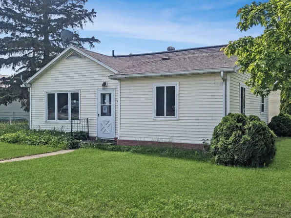 145 Central Ave W, Plummer, MN 56748