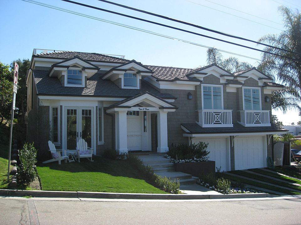 2nd image of 204 Tustin Ave