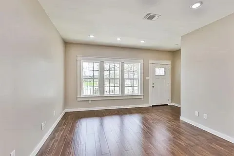 3635 Rebecca St — Photo 8