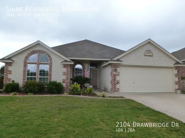 2104 Drawbridge Dr