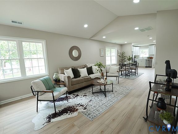 3rd image of 25723 Dinwiddie Ave