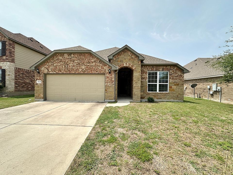 1st image of 824 Old World Dr