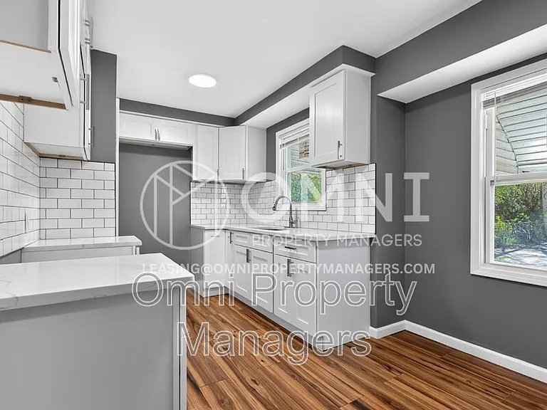 20553 Hamburg St — Photo 13