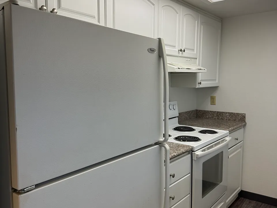 3019 3rd Ave W #1