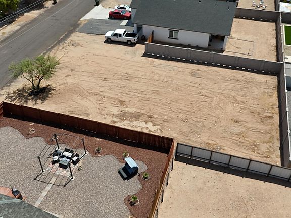 5th image of 3201 N ASH Street #67