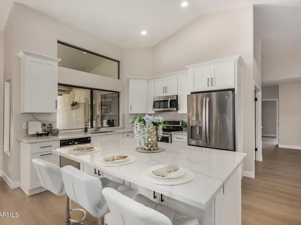 9764 E DREYFUS Avenue, Scottsdale, AZ 85260