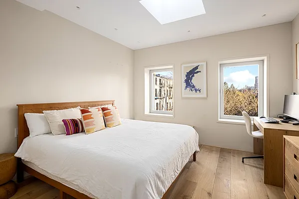 Sold by Compass | media 5