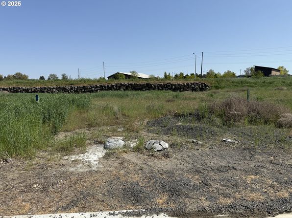 1289 SE 9th St, Hermiston, OR 97838