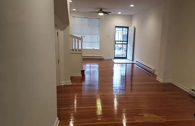 1st image of 3822 N Gratz St
