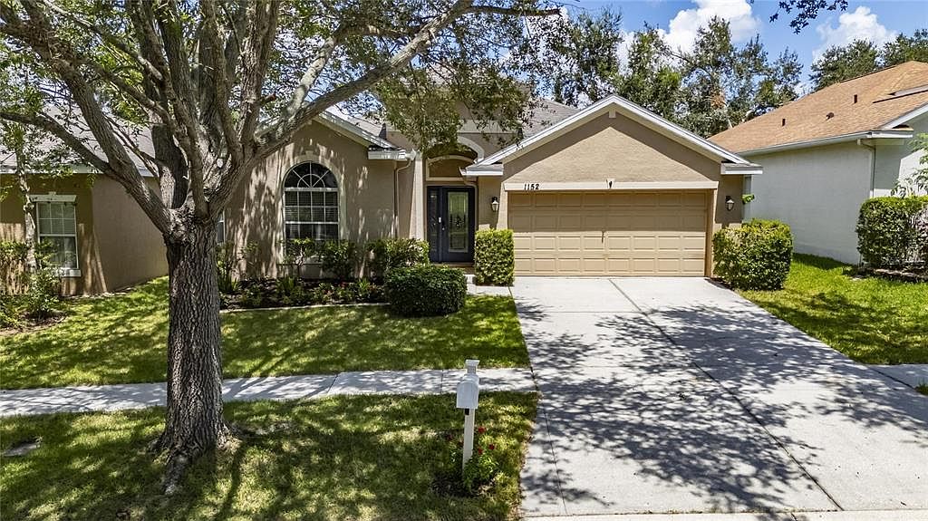 1152 Emerald Hill Way