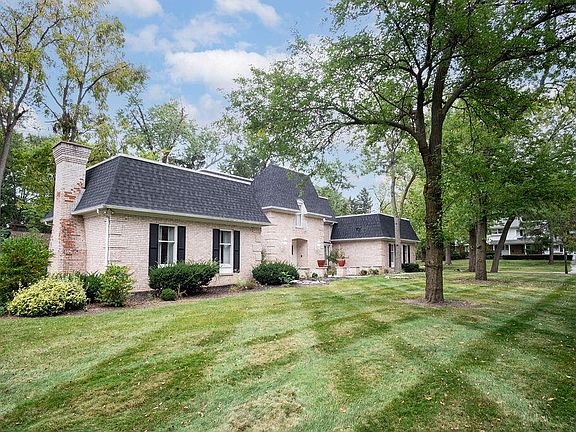 5th image of 550 Shadyside Dr