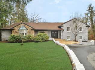 262 Woodland St, Tenafly, NJ 07670