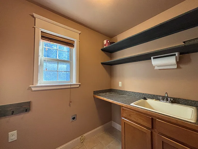 1120 Idaho St — Photo 5