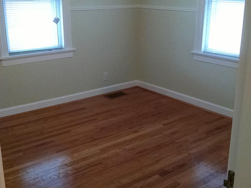 1st image of 116 E North St