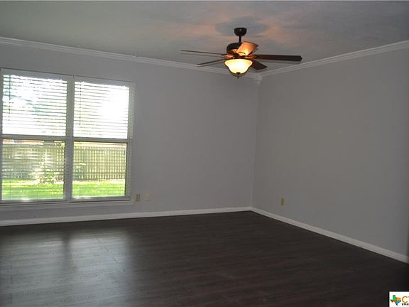 3rd image of 2808 Lawndale St