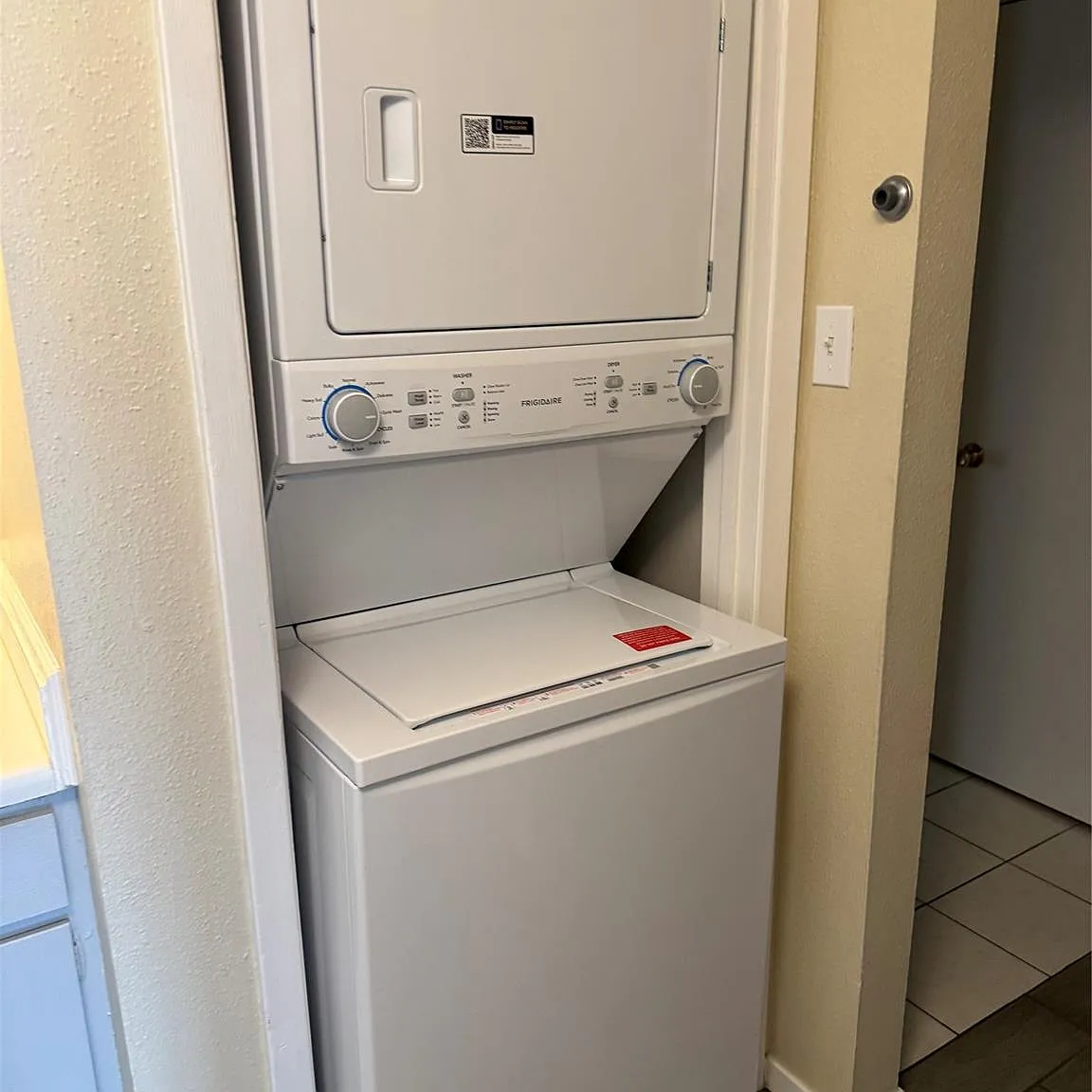 2 bed, 1.0 bath, 992 sqft, $1,250 — Photo 4