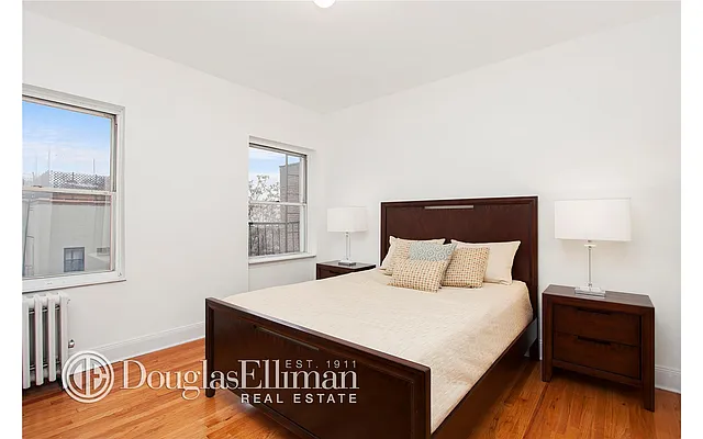 Sold by Douglas Elliman | media 14