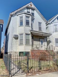 42 Lawrence St #2, Bloomfield, NJ, 07003