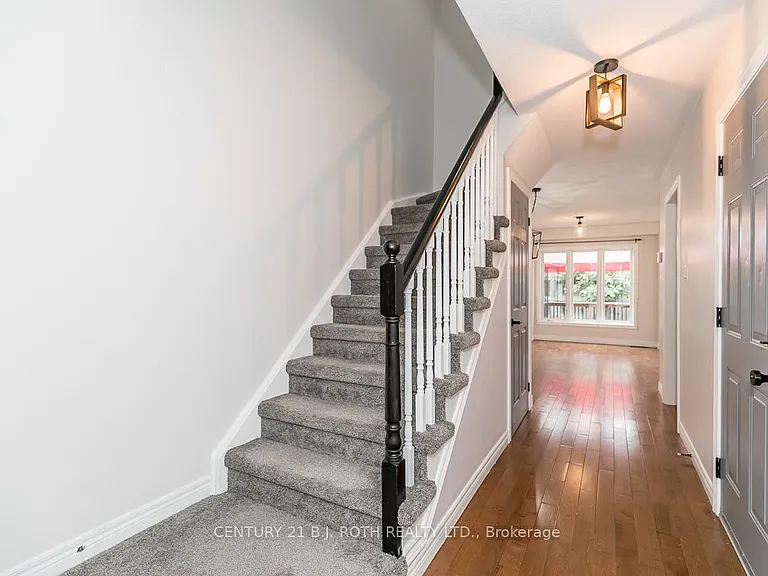 430 Mapleview Dr E #18 — Photo 21