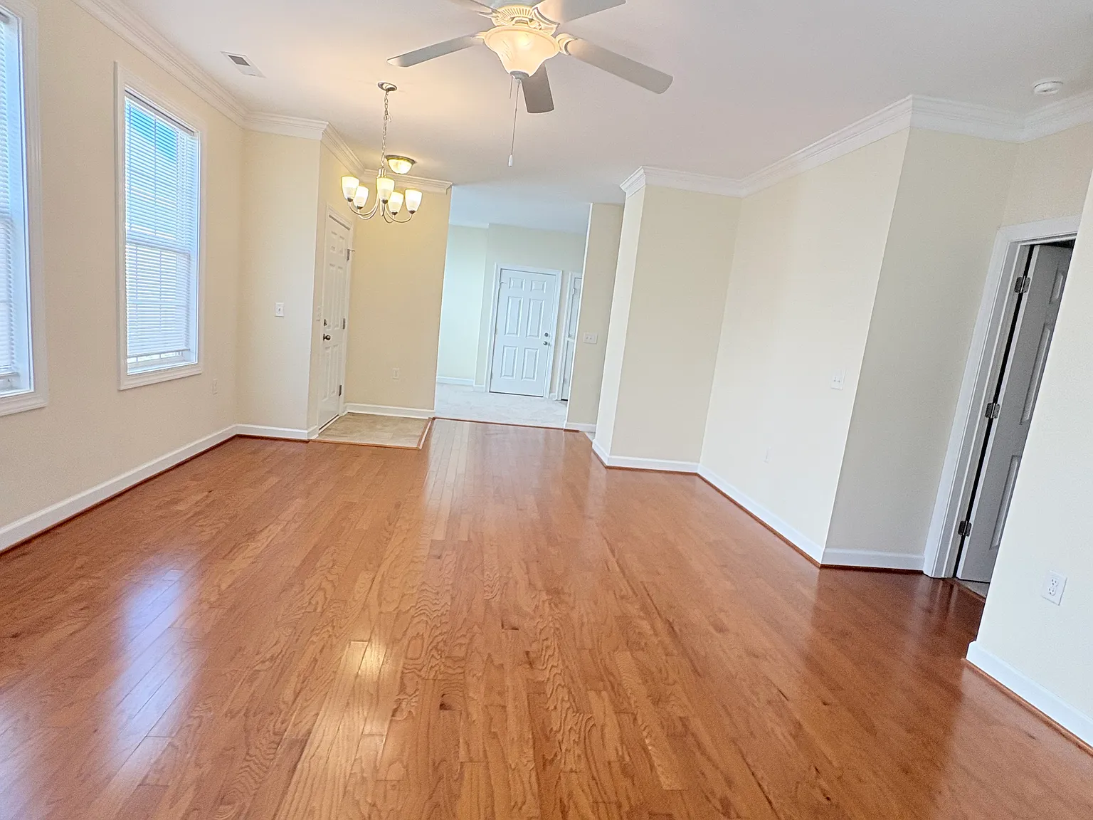 2 bed, 1248 sqft, $1,795 — Photo 4