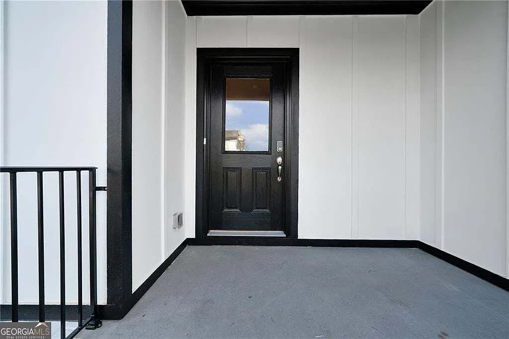 4 bed, 3.5 bath, 2175 sqft, $2,850 — Photo 3