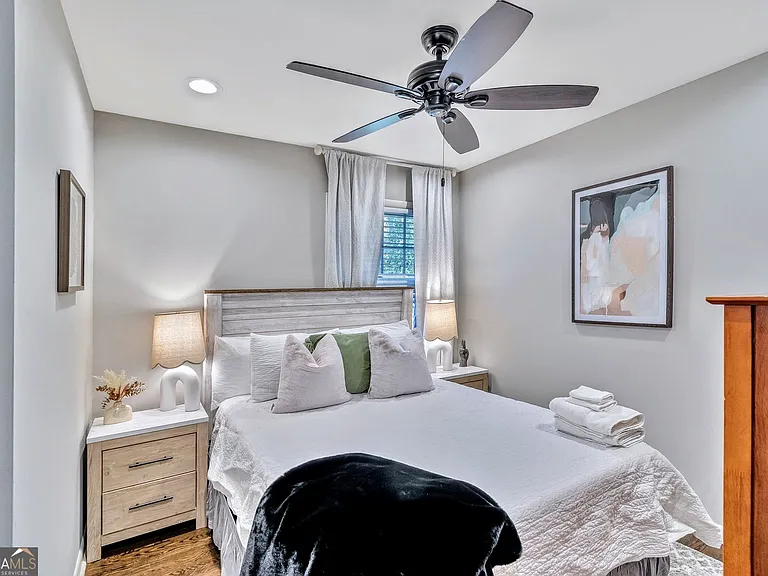 2480 Powers Ferry Dr SE — Photo 27