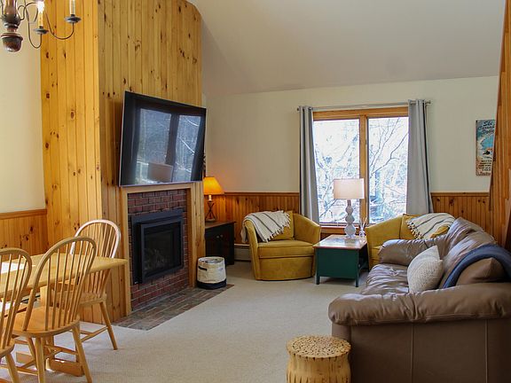 5th image of 429 Snowflower Court #429