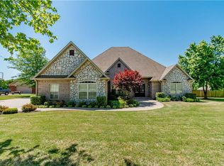 6777 Dearing Rd, Springdale, AR 72762