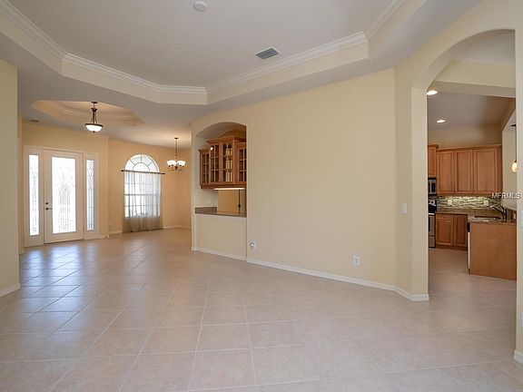 5th image of 835 148th Ct NE