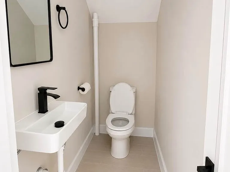 46 Elmendorf St — Photo 1