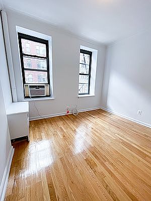 2nd image of 247 E 77th St APT 3B