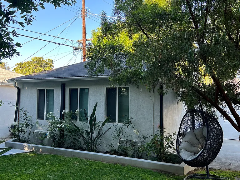 14605 La Maida St — Photo 1