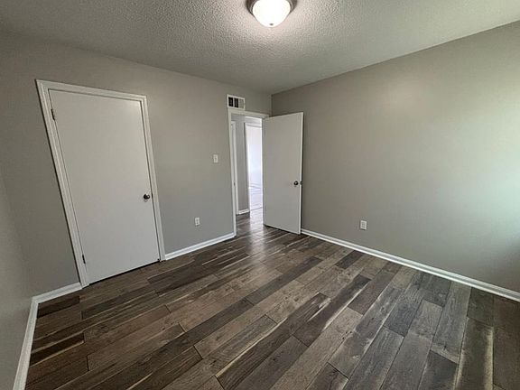 4th image of 858 Brandywine Blvd