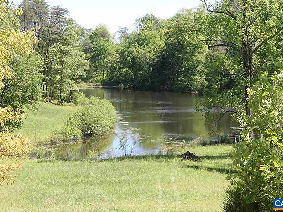3rd image of 19 Langdon Woods Dr
