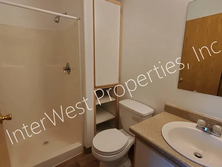 3025 S Troutdale Rd — Photo 16
