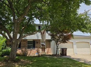 1820 Wilshire Dr, Piqua, OH 45356