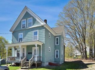 36 Oak St APT 3, Mechanic Falls, ME 04256