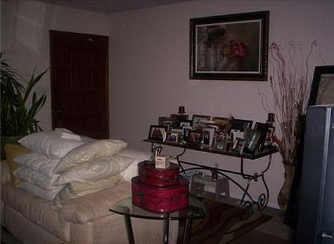 2nd image of 6620 Rowland Ave