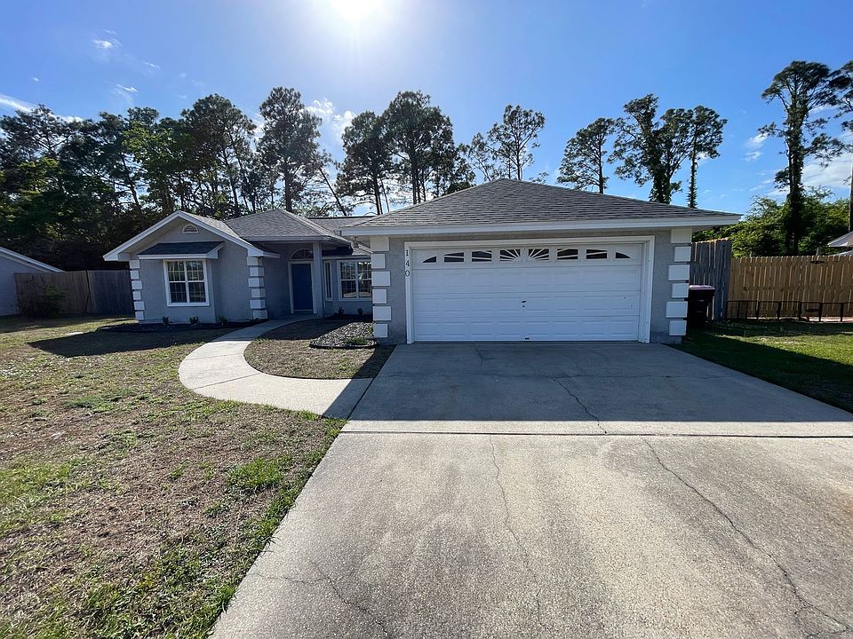 1st image of 140 Treasure Palm Dr