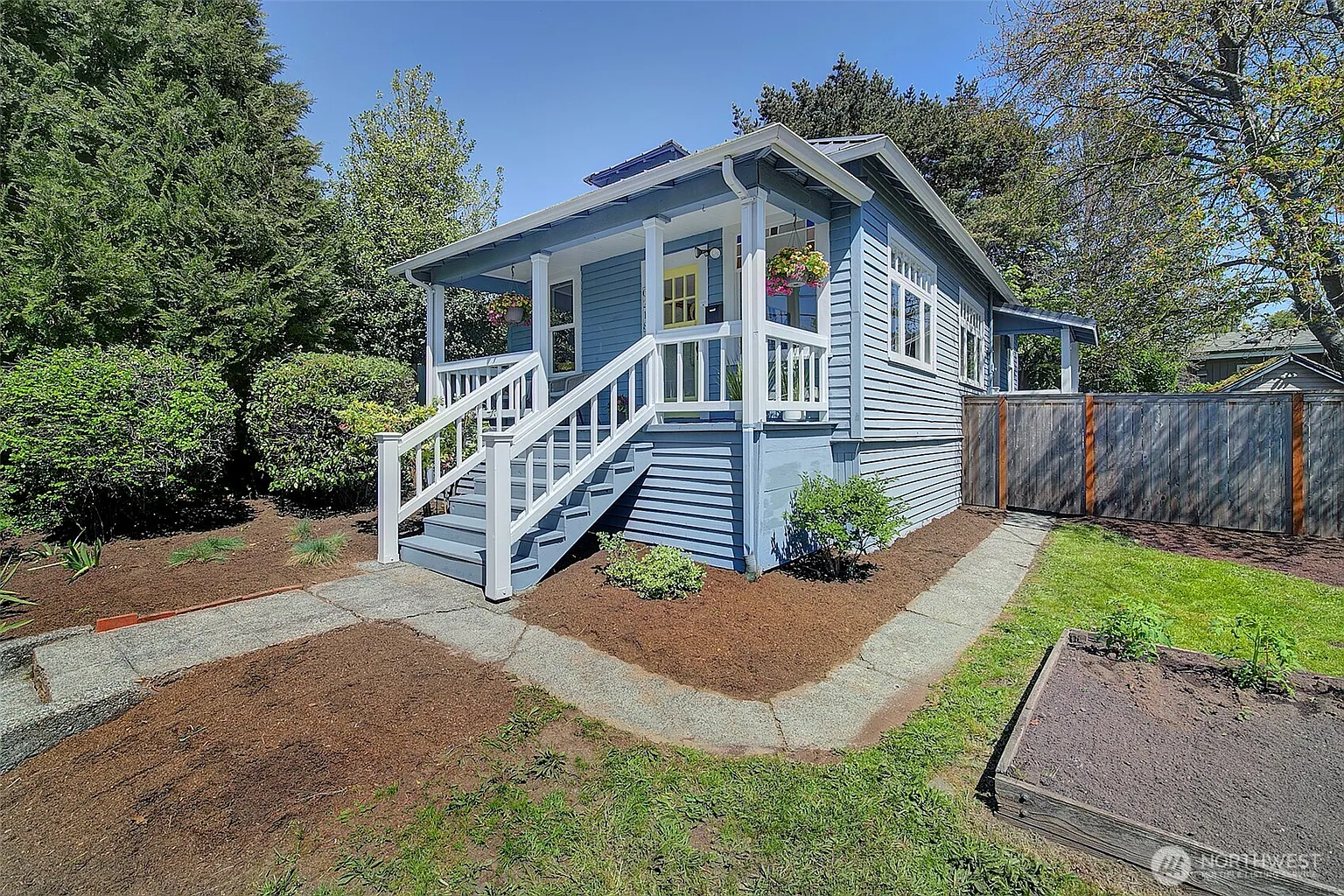 6218 6th Avenue NW photo 1
