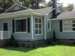 1620 Dinwiddie Ave, Hopewell, VA 23860