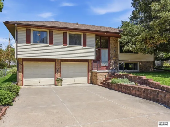 4337 N 81st Avenue Cir, Omaha, NE 68134
