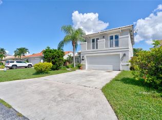 16093 SW 83rd Ter, Miami, FL 33193