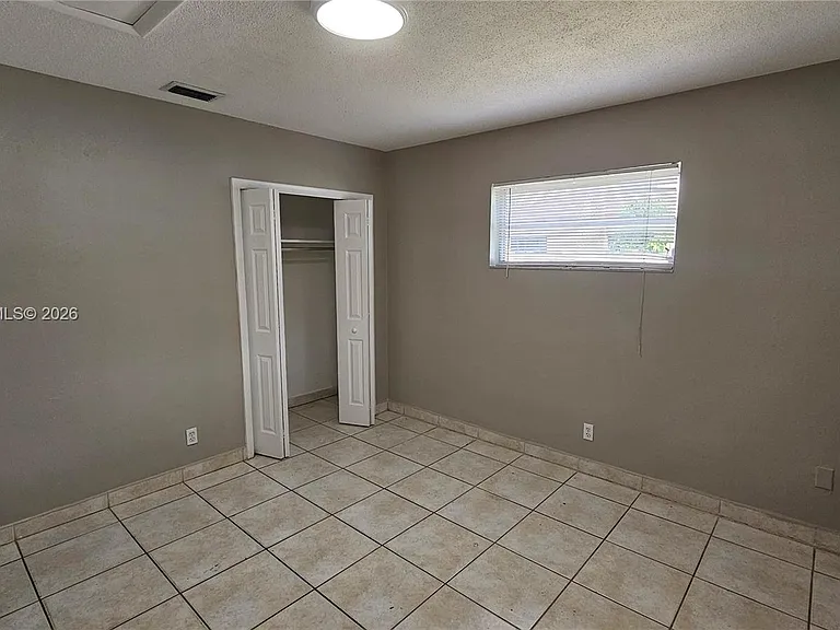 5030 SW 26th Ave #2 — Photo 13