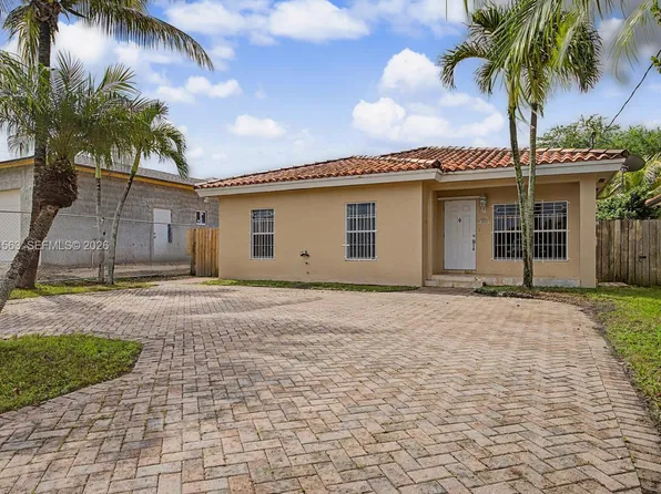 309 SW 2nd St, Florida City, FL 33034