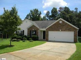 104 Merlot Ct, Mauldin, SC 29662