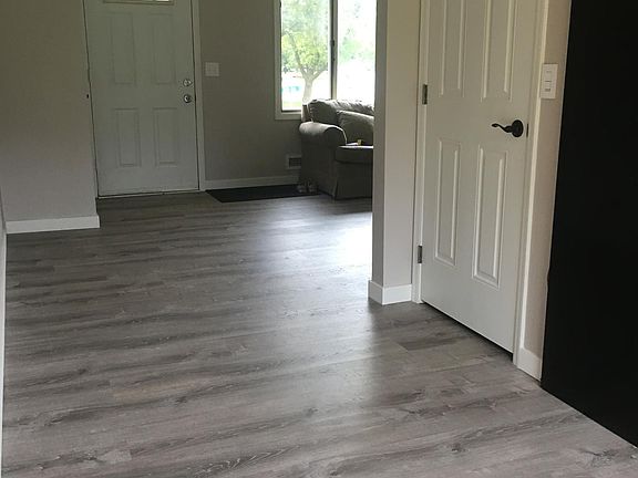3rd image of 14805 Chili Ave